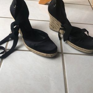 Wedge shoes